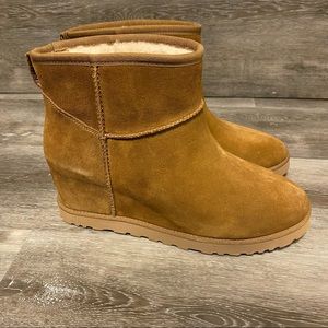ugh wedge boot